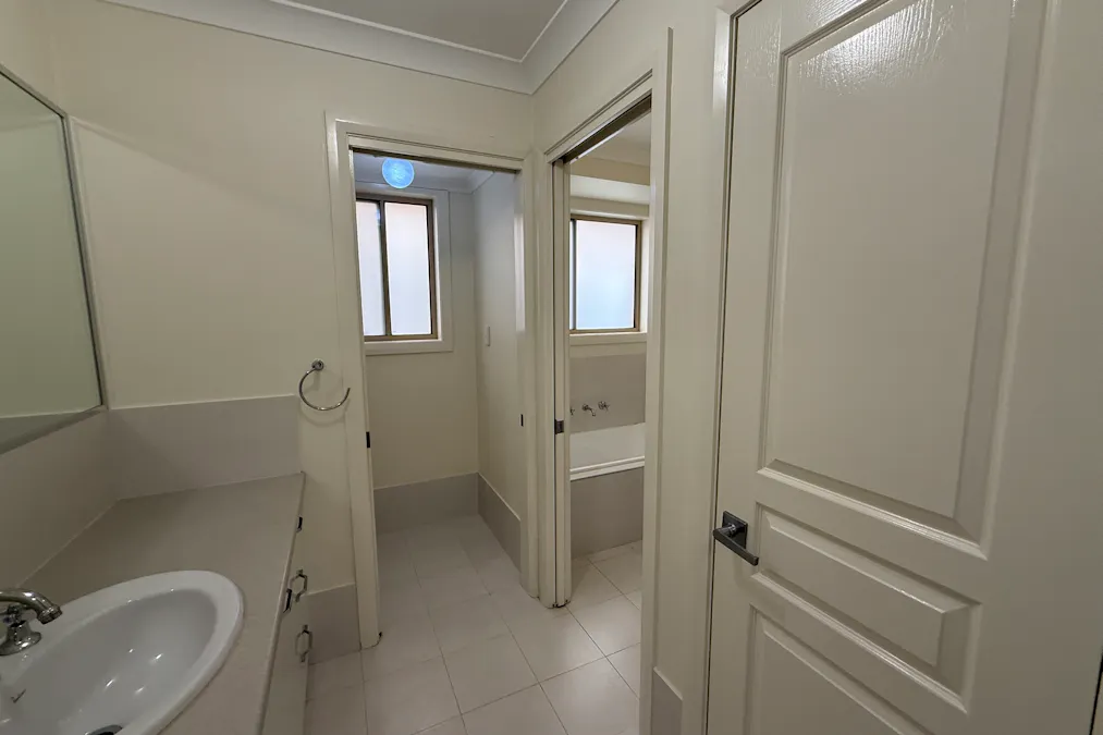 10 Pinnaroo Place, Dubbo, NSW, 2830 - Image 12