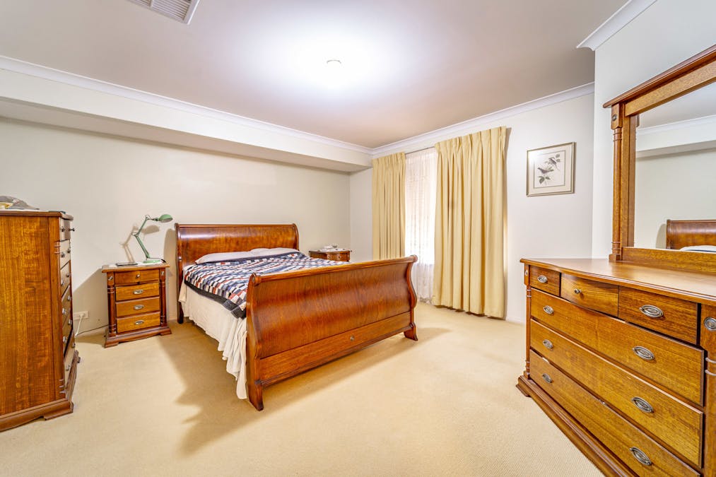 24 Chesapeake Parade, Port Kennedy, WA, 6172 - Image 8