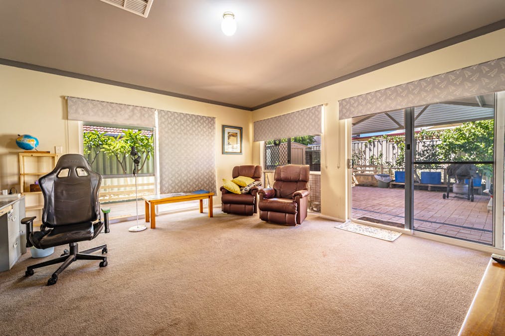 24 Chesapeake Parade, Port Kennedy, WA, 6172 - Image 18