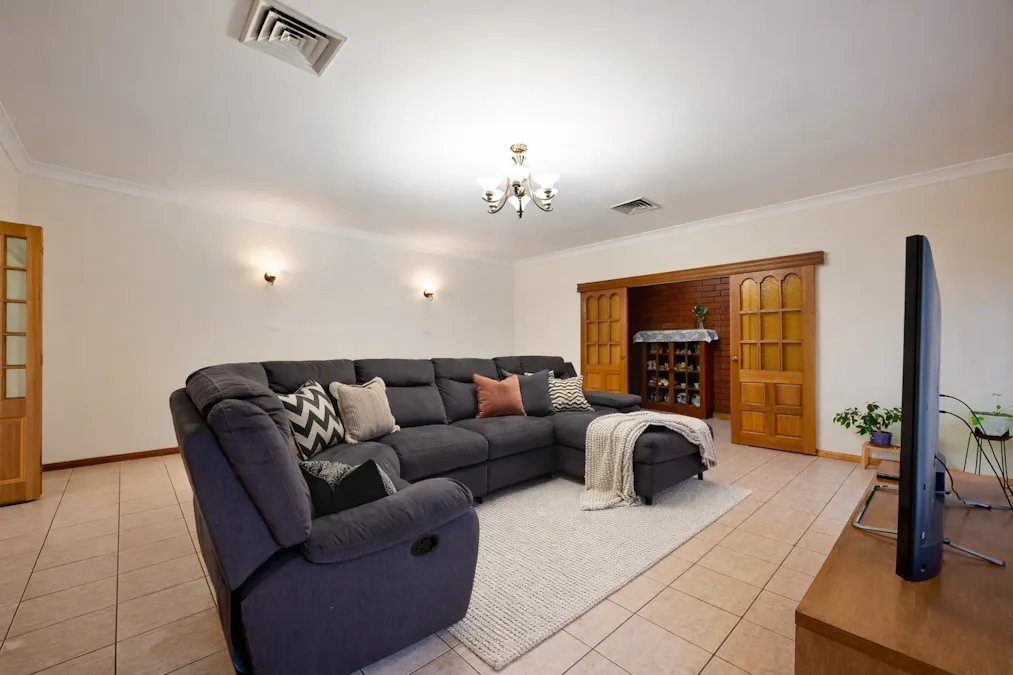 15 Viscount Slim Avenue, Whyalla Norrie, SA, 5608 - Image 4