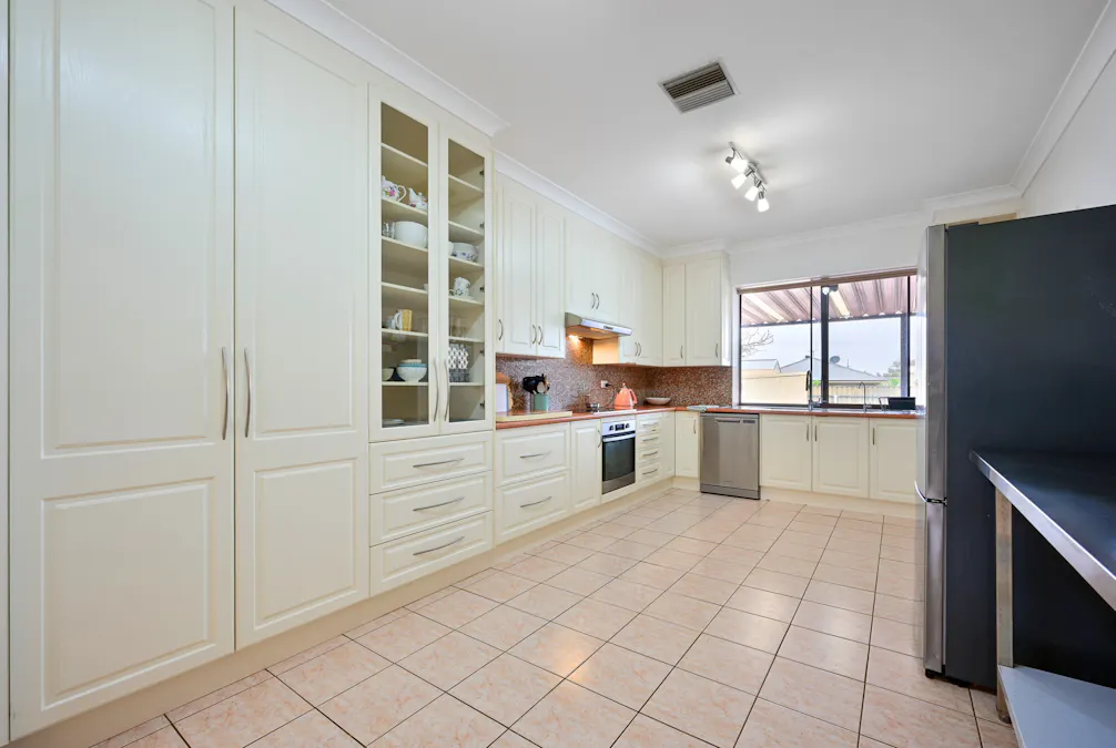 15 Viscount Slim Avenue, Whyalla Norrie, SA, 5608 - Image 6