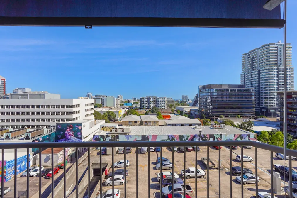 126/21 Cavenagh Street, Darwin City, NT, 0800 - Image 1