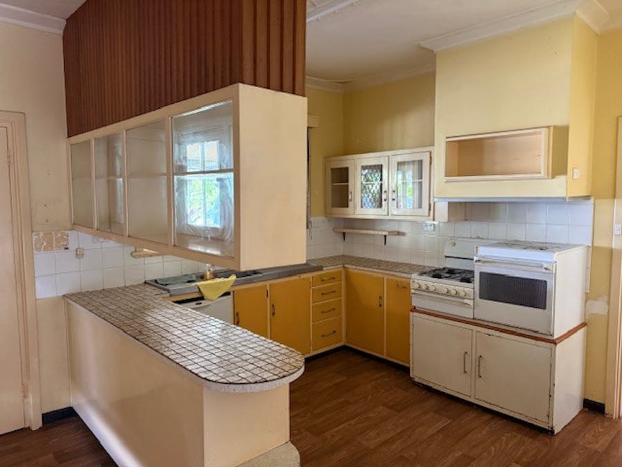 14 Montgomery Road, South Bunbury, WA, 6230 - Image 1