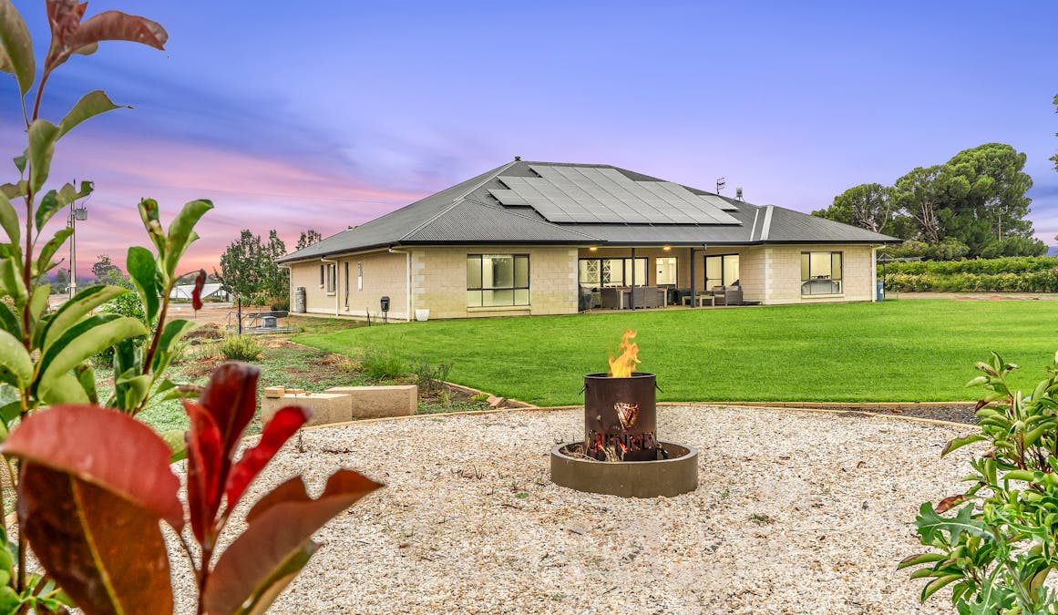 386 Chowilla Street, Renmark, SA, 5341 - Image 21