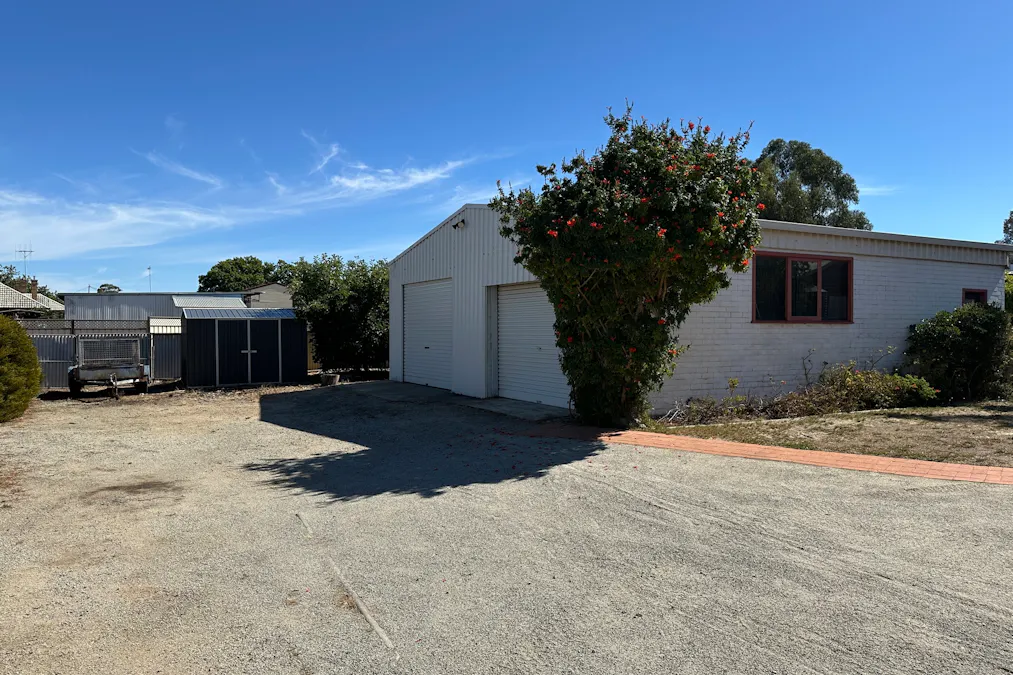 25 Golf Links Road, Katanning, WA, 6317 - Image 30