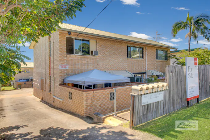 1/194 Auckland Street, South Gladstone, QLD, 4680 - Image 1