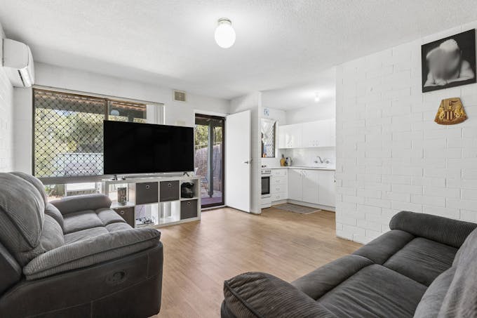 12/13 Merope Close, Rockingham, WA, 6168 - Image 1