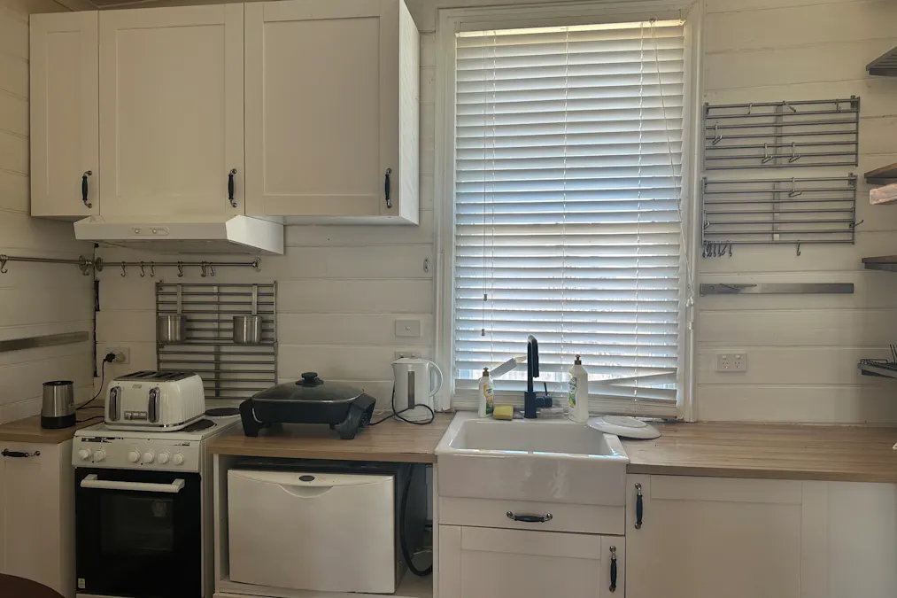 6 Dijon Street, Katanning, WA, 6317 - Image 11