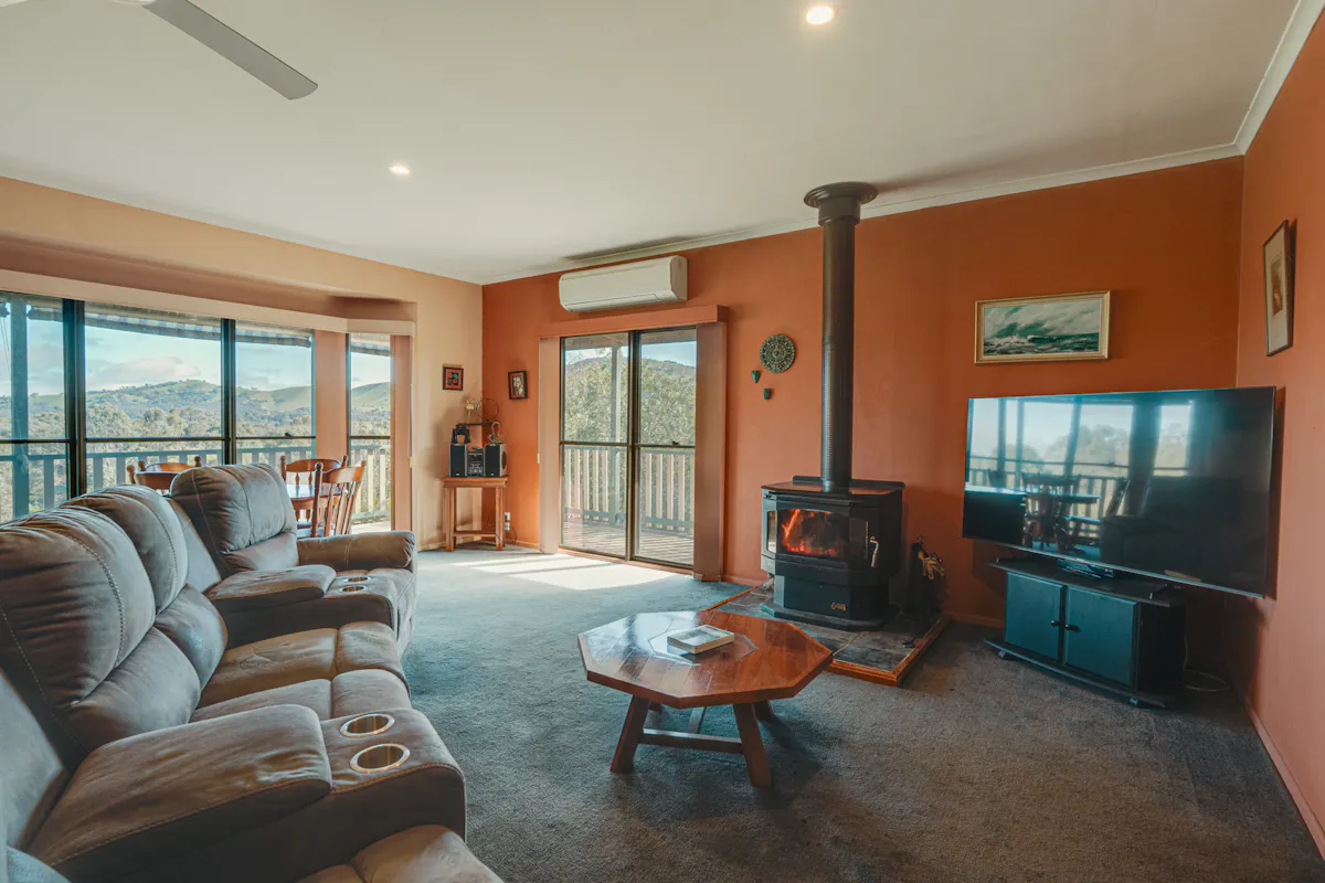489 Howes Creek Road — photo 8 of 30