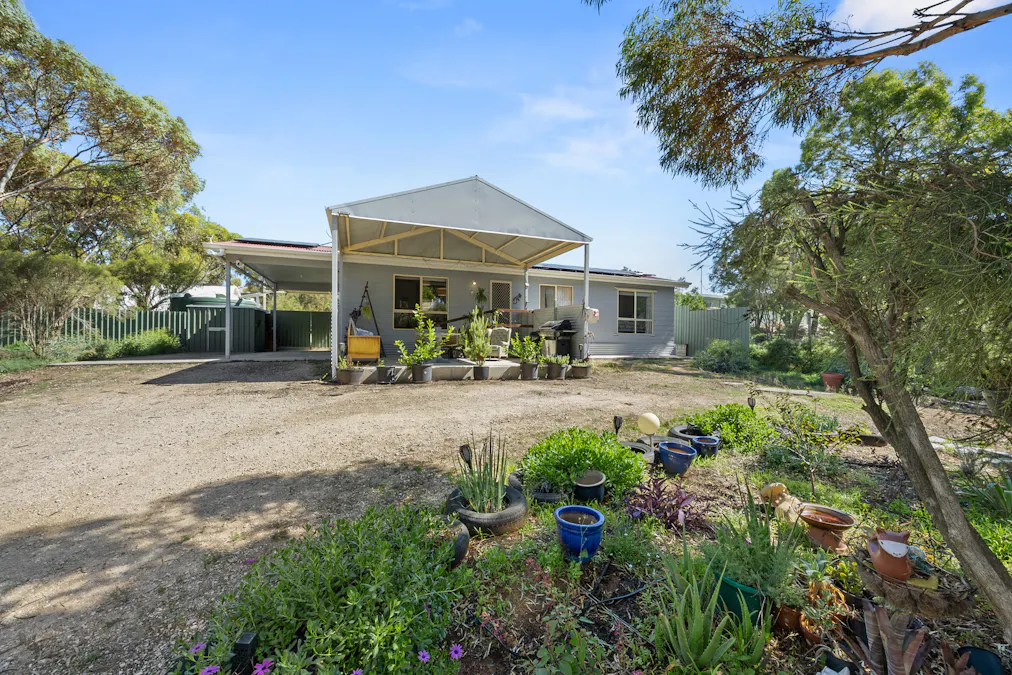 46 Murray Street, Caloote, SA, 5254 - Image 2