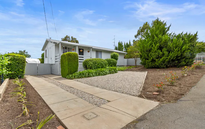 18 Mill Street, Clare, SA, 5453 - Image 1