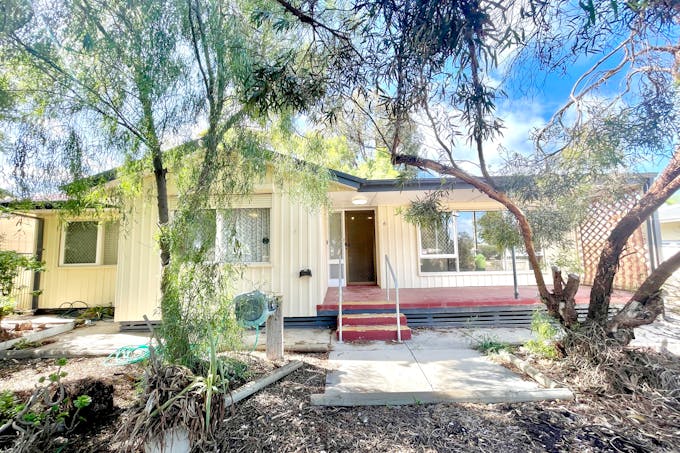 6 Kloeden Street, Ceduna, SA, 5690 - Image 1