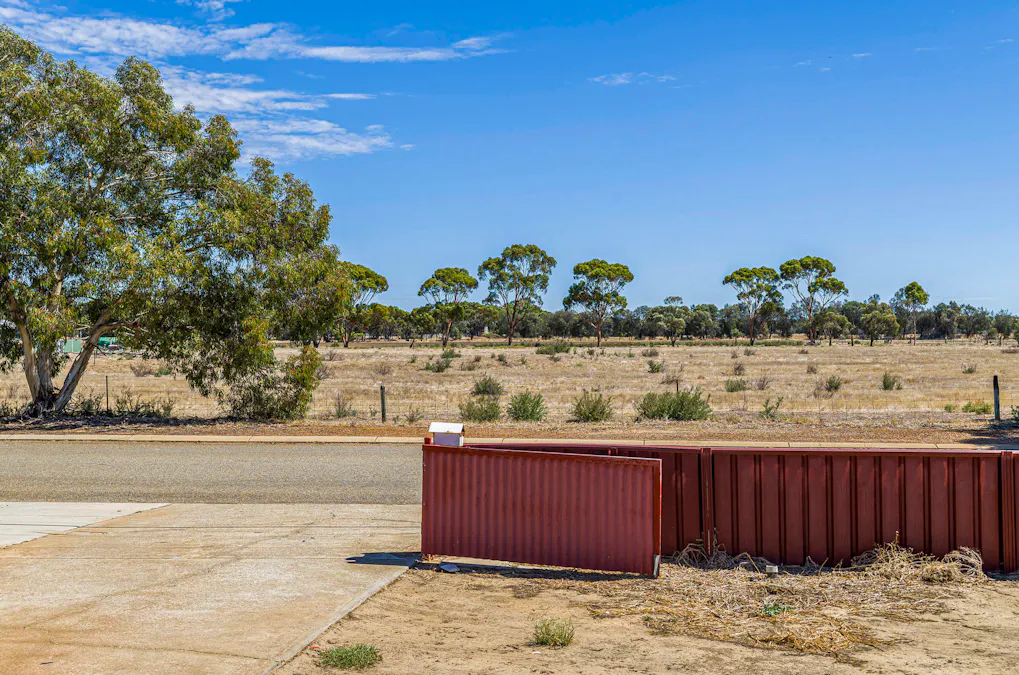 39 Long Street, Moora, WA, 6510 - Image 19