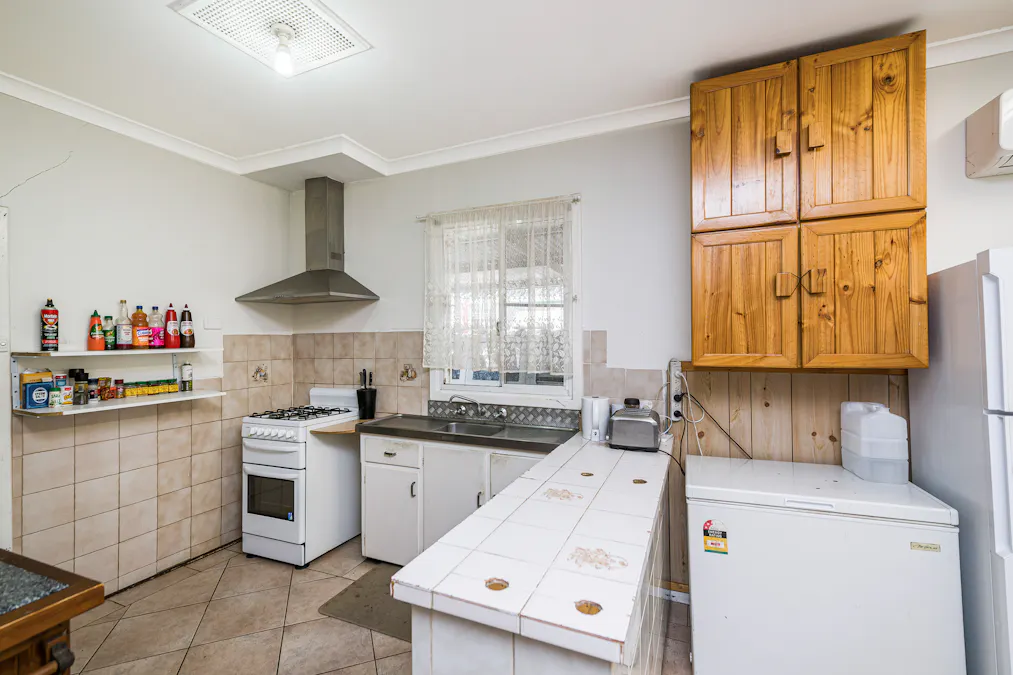 39 Long Street, Moora, WA, 6510 - Image 11