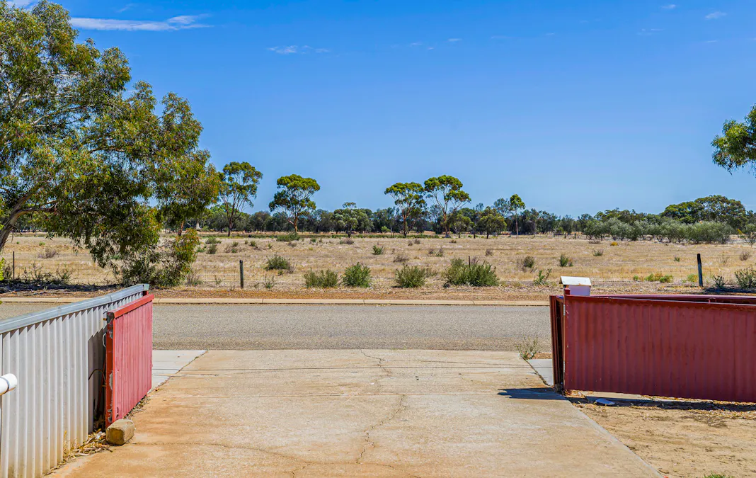 39 Long Street, Moora, WA, 6510 - Image 4