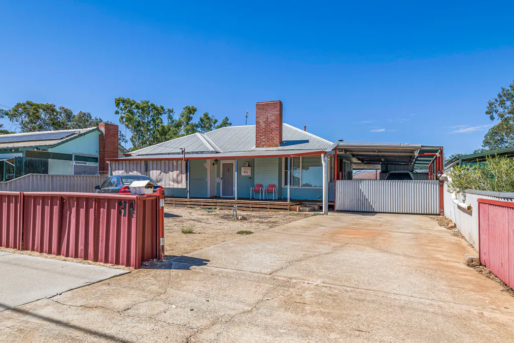 39 Long Street, Moora, WA, 6510 - Image 1