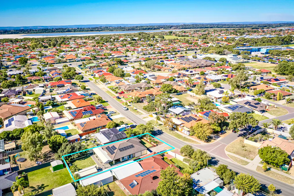 22 Holcombe Road, Warnbro, WA, 6169 - Image 26