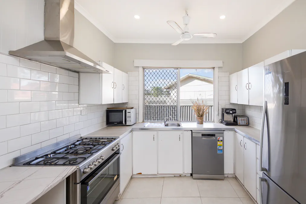 1 Edmondson Street, Northam, WA, 6401 - Image 8