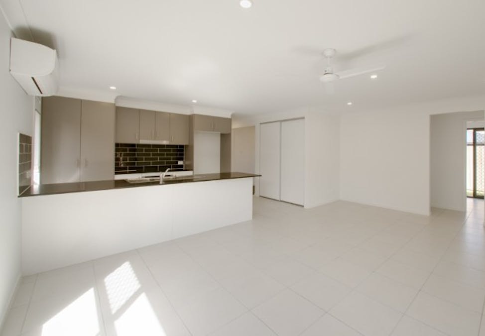 23 Wallace Street, Walloon, QLD, 4306 - Image 3