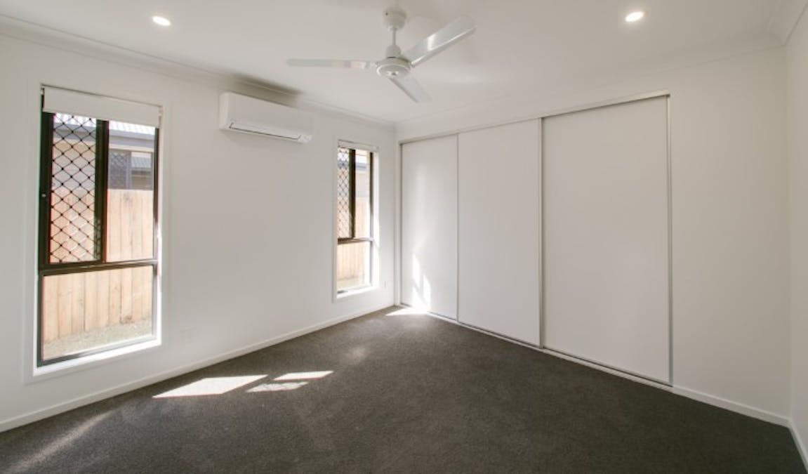 23 Wallace Street, Walloon, QLD, 4306 - Image 8