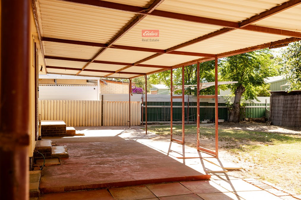 16 Pioneers Road, Merredin, WA, 6415 - Image 19