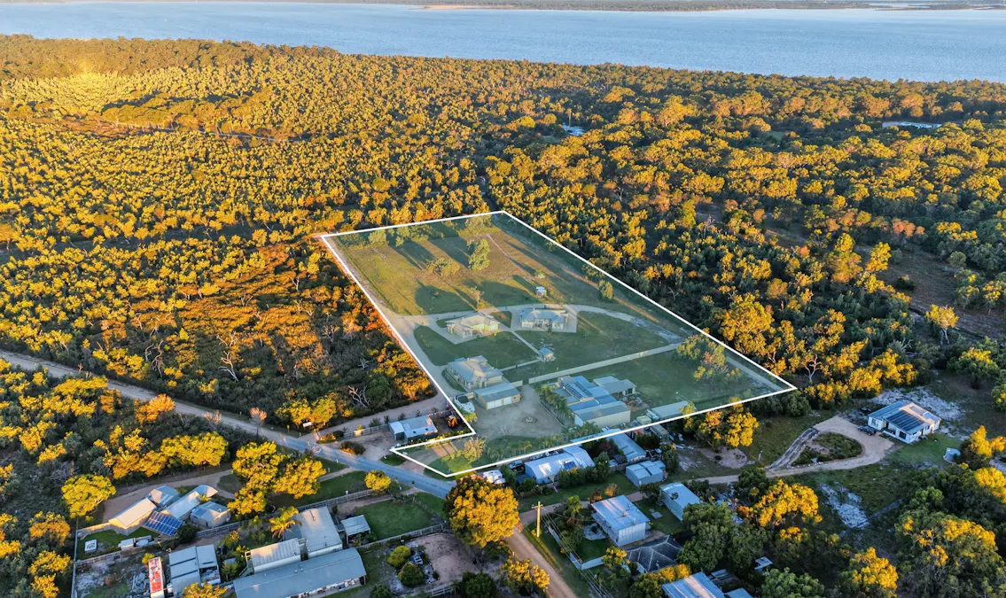 27 Gravelly Point Road, Raymond Island, VIC, 3880 - Image 4