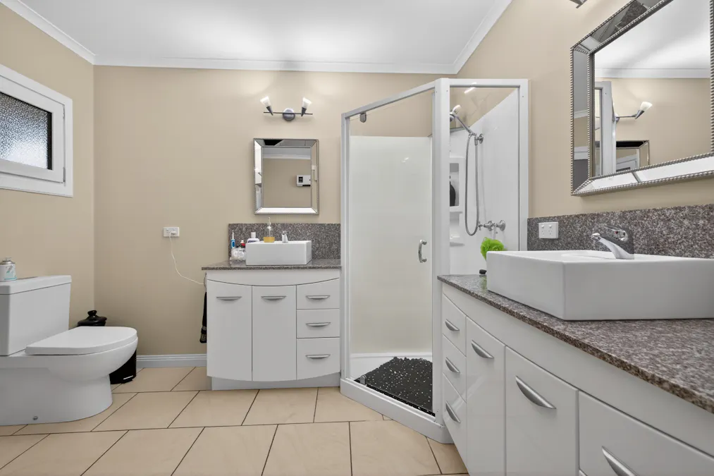 27 Gravelly Point Road, Raymond Island, VIC, 3880 - Image 32