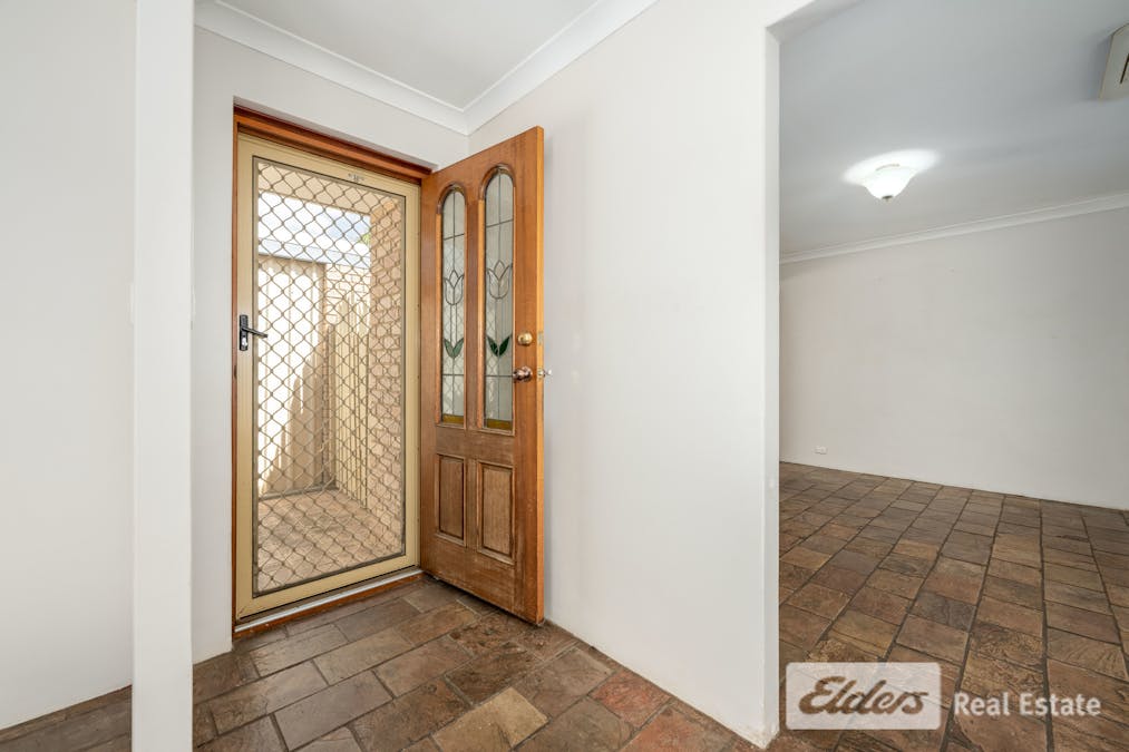 11 Gascoyne Way, Cooloongup, WA, 6168 - Image 2