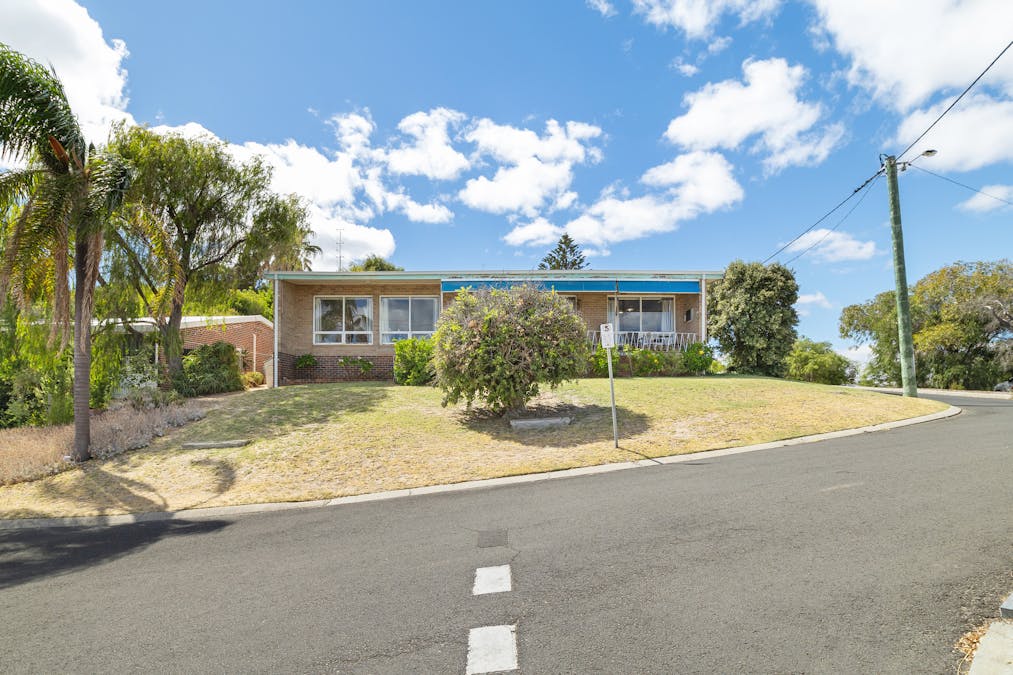 13 Haig Crescent, Bunbury, WA, 6230 - Image 12