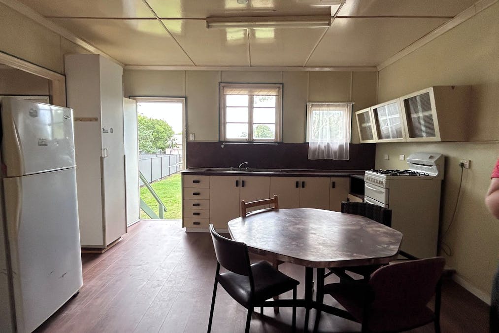 13 Nearhos Street, Dalby, QLD, 4405 - Image 3