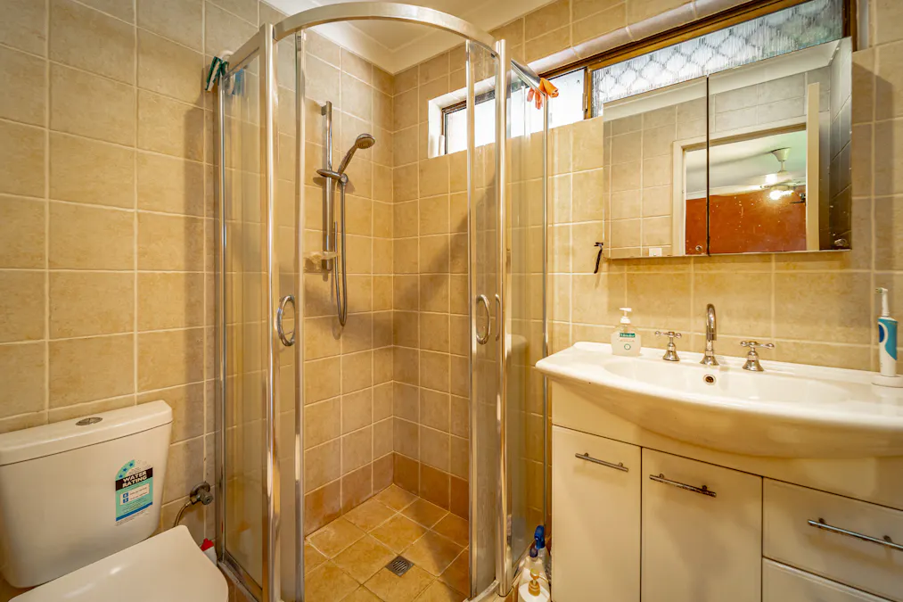 9 Barbrook Way, Warnbro, WA, 6169 - Image 6