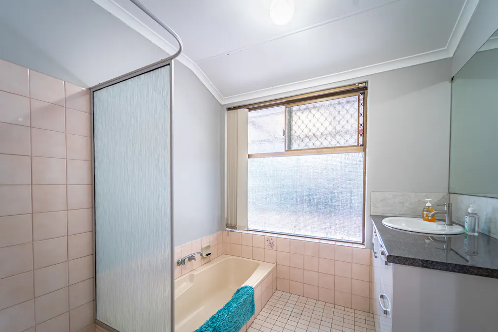 9 Barbrook Way, Warnbro, WA, 6169 - Image 17