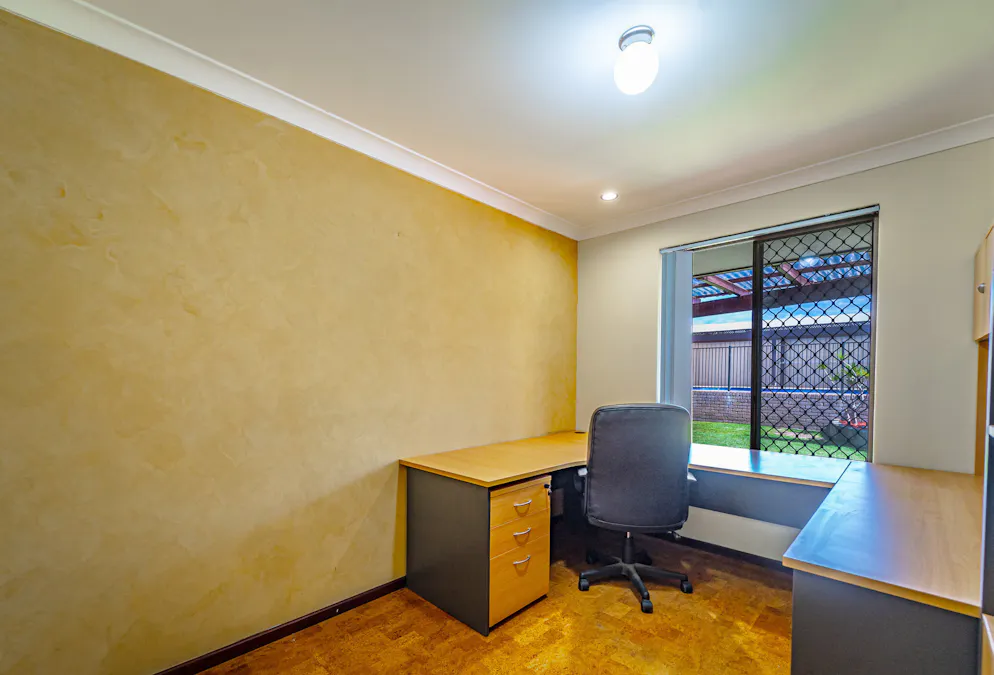 9 Barbrook Way, Warnbro, WA, 6169 - Image 16