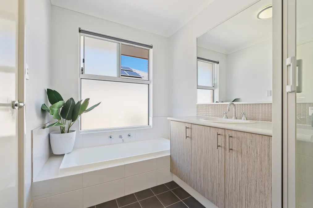 8  Harrison Way, Waroona, WA, 6215 - Image 16