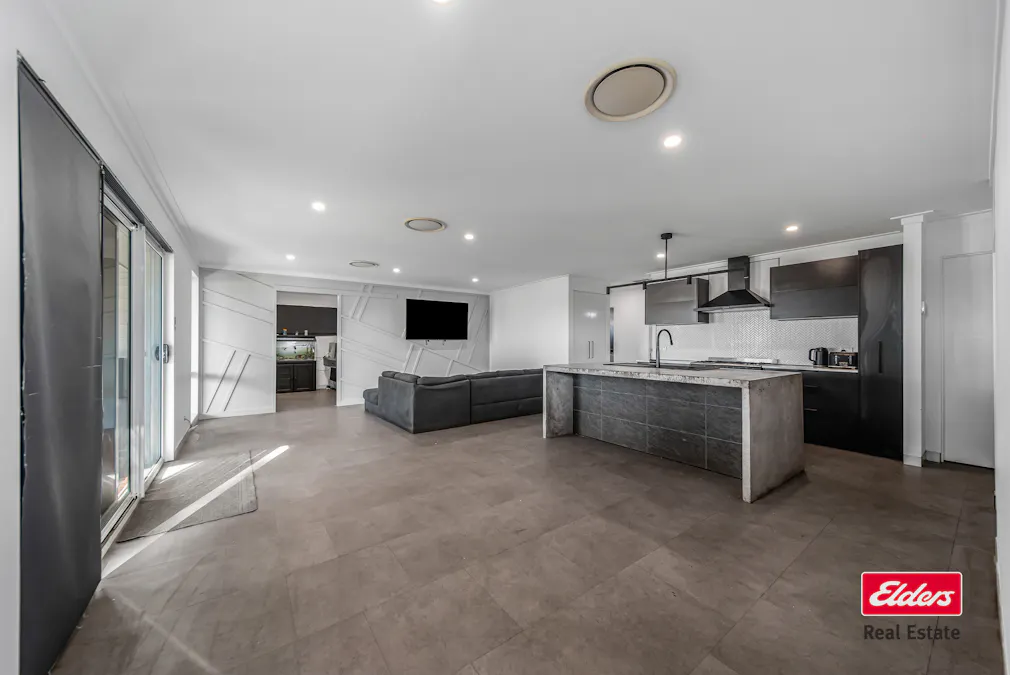 2 Sherrard Crescent, Dubbo, NSW, 2830 - Image 5