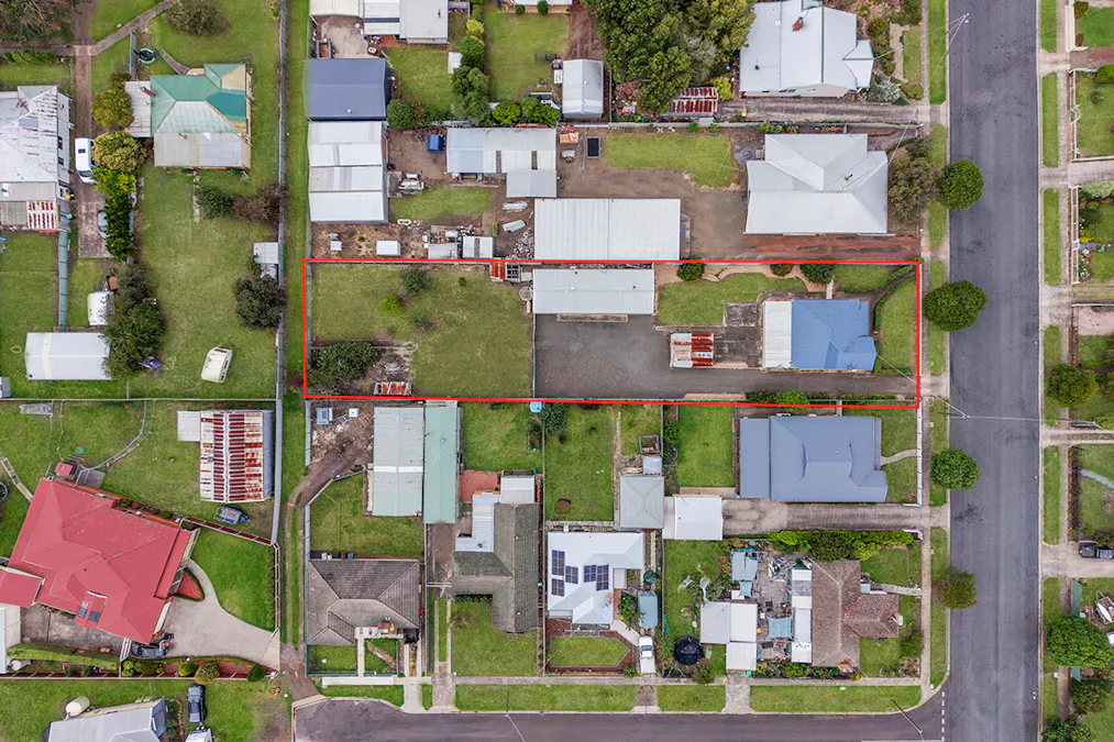 70 Stephen Street, Hamilton, VIC, 3300 - Image 11
