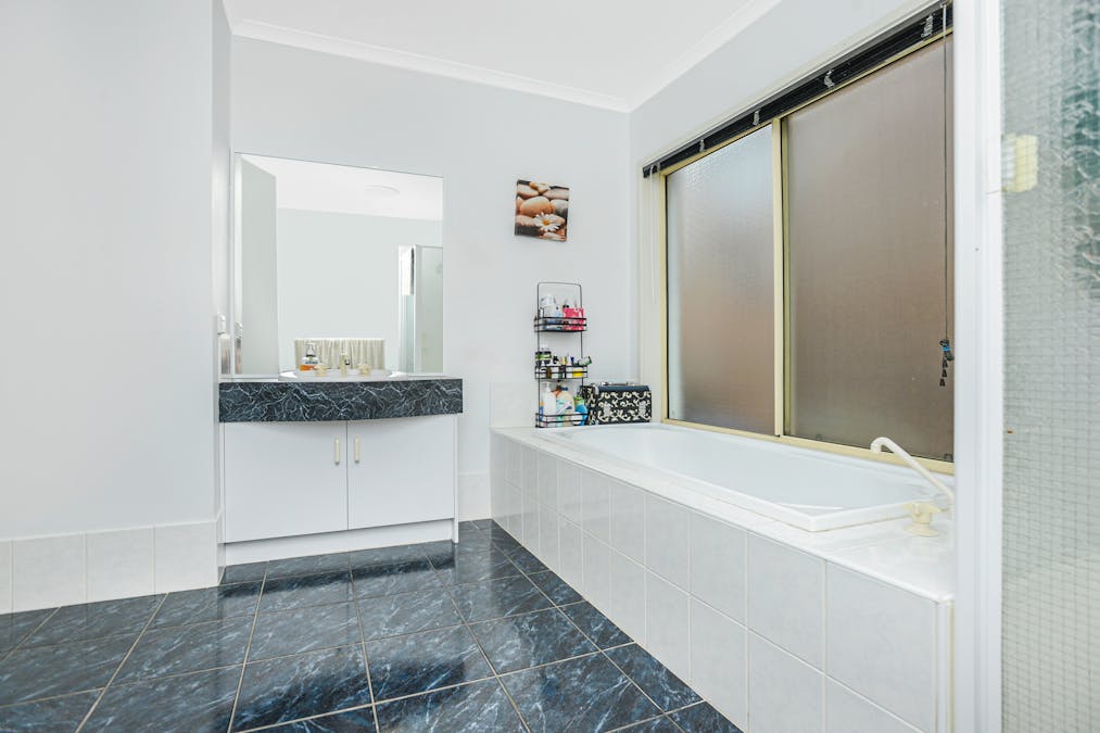 54 Southern Right Crescent, Encounter Bay, SA, 5211 - Image 19
