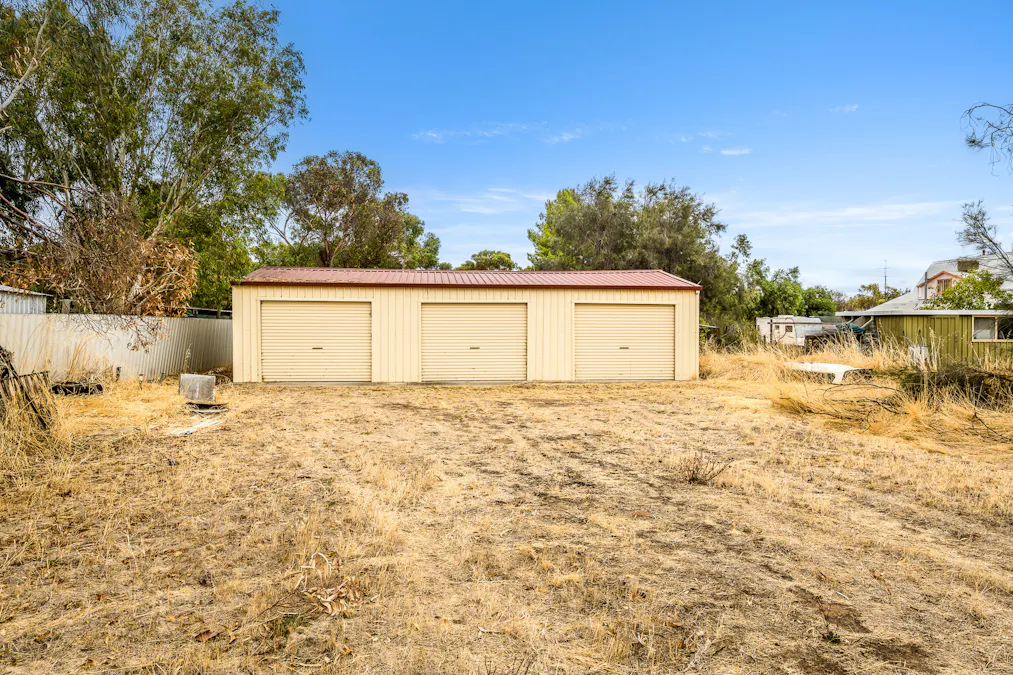 17 Milhinch Street, Muluckine, WA, 6401 - Image 1