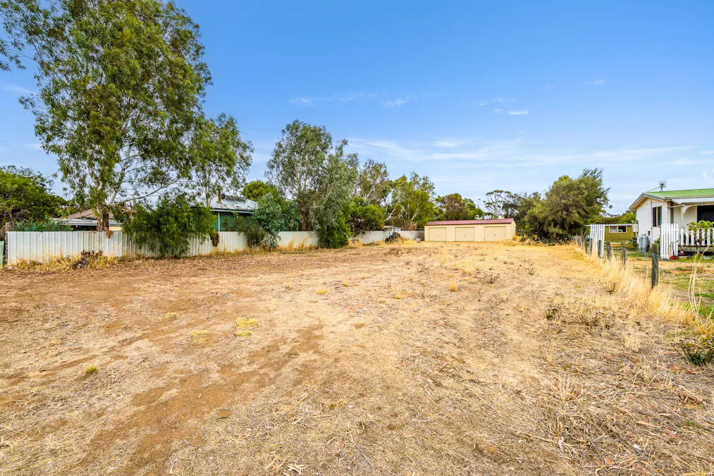 17 Milhinch Street, Muluckine, WA, 6401 - Image 6