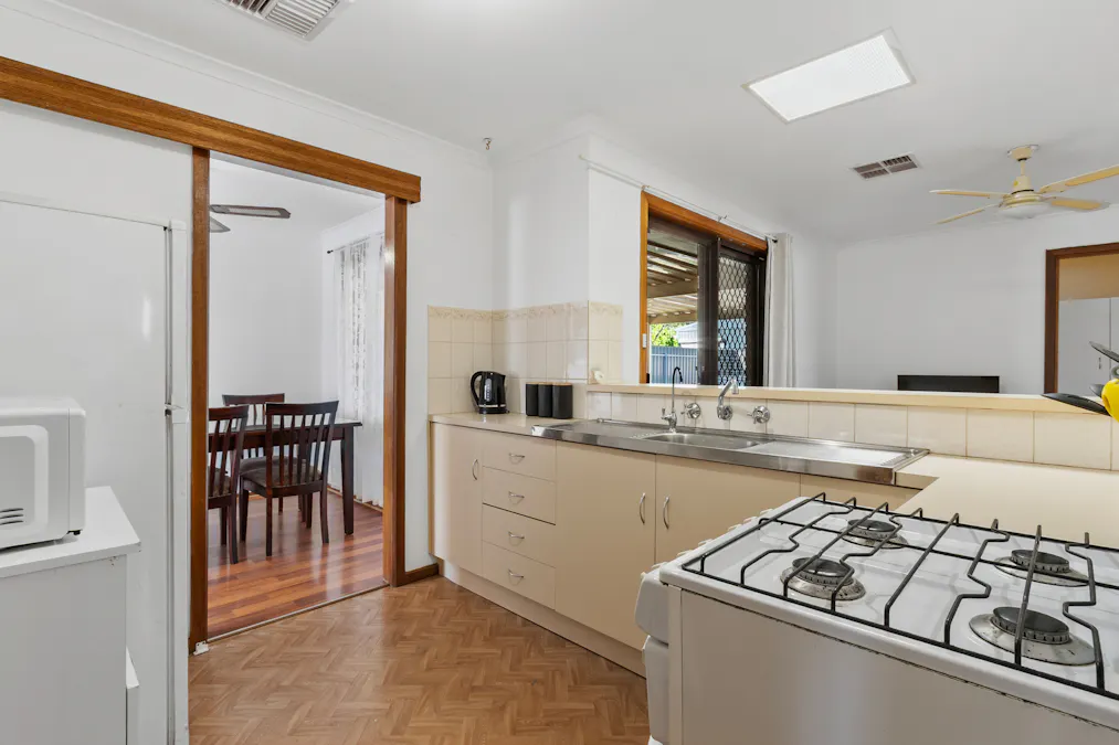 13 Heathcott Court, Blakeview, SA, 5114 - Image 3