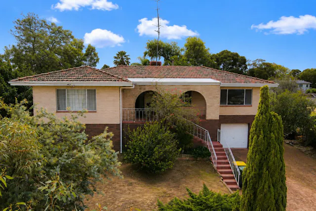 11 Ackland Street — photo from Elders Real Estate WA Rural & Metro