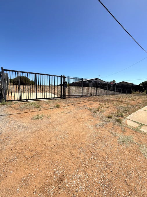 4 Mcleod Street, South Carnarvon, WA, 6701 - Image 8