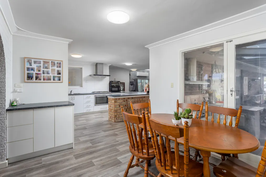 10 Wickham Way, Australind, WA, 6233 - Image 5