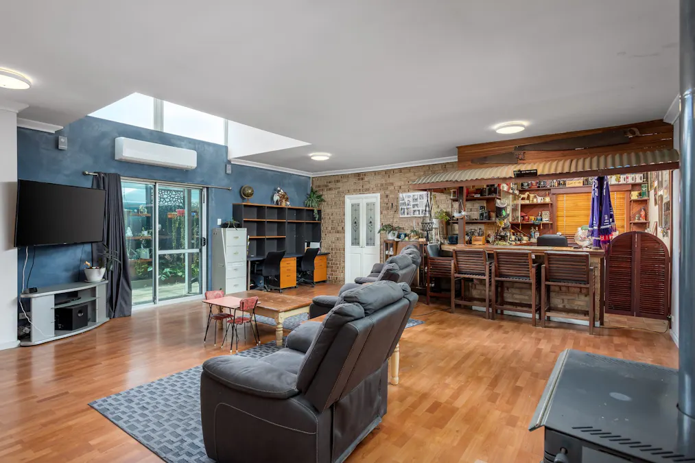 10 Wickham Way, Australind, WA, 6233 - Image 8