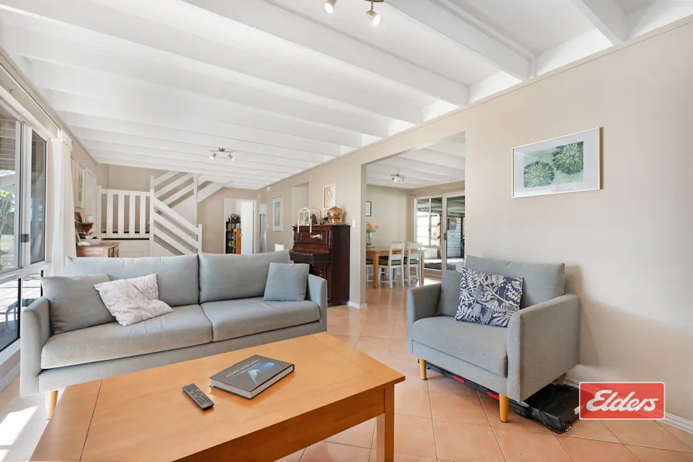 2 Leicester Close, Deepdale, WA, 6532 - Image 6