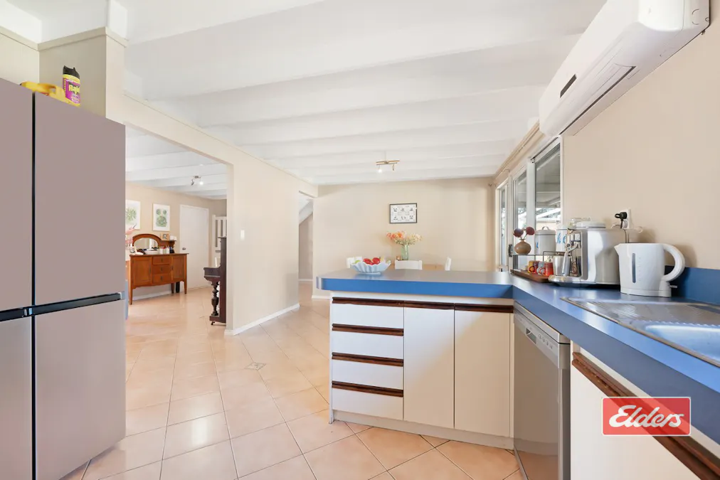 2 Leicester Close, Deepdale, WA, 6532 - Image 10