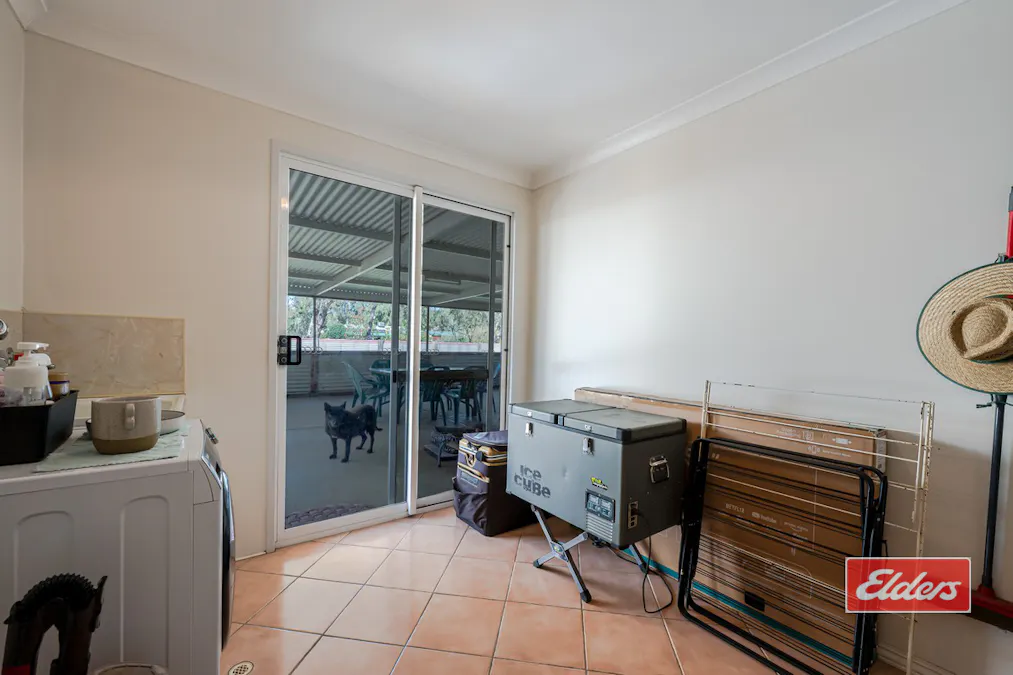 2 Leicester Close, Deepdale, WA, 6532 - Image 13