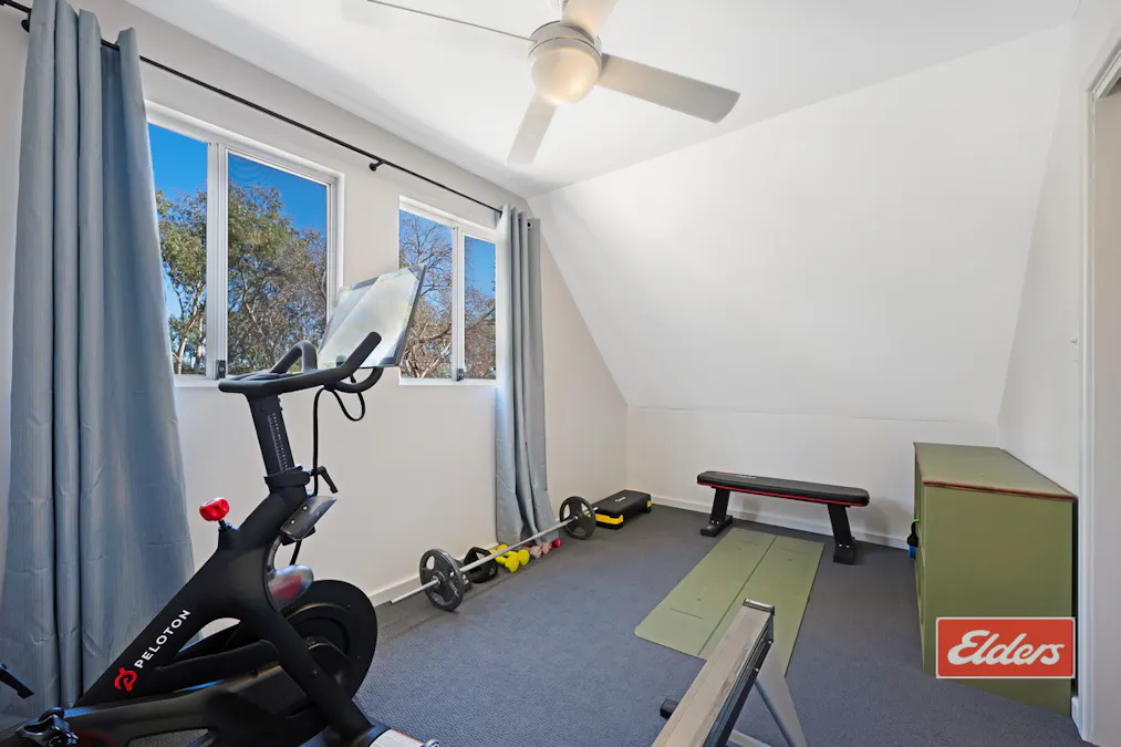 2 Leicester Close, Deepdale, WA, 6532 - Image 18