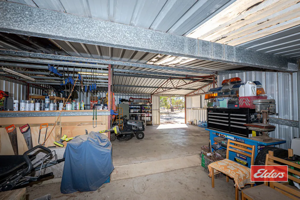 2 Leicester Close, Deepdale, WA, 6532 - Image 31