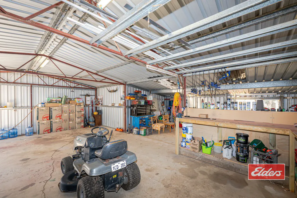 2 Leicester Close, Deepdale, WA, 6532 - Image 30